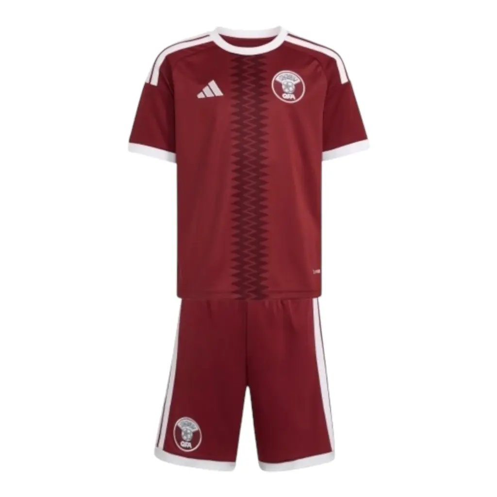 Kit Infantil Seleção Catar I 26/27 - Adidas - Bordô — imagem 1